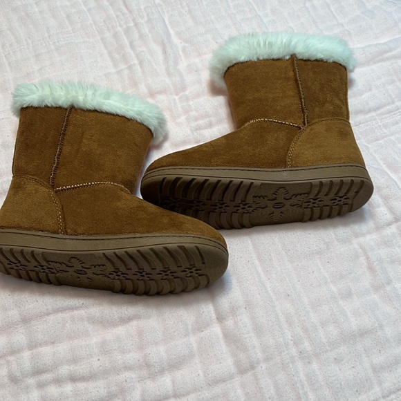 Little Girls Boots NWOT Size 11 med. - Picture 5 of 7